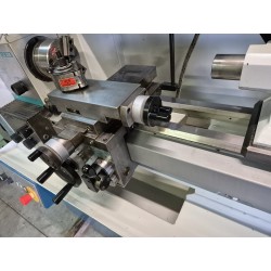 GDW LZ250 Drehmaschine / Drehbank