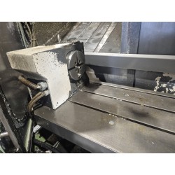AXA VSC 0-500M CNC Bearbeitungszentrum / Fräsmaschine m. 4. Achse