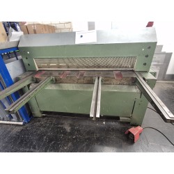 KRAMER TM 1 a Tafelschere / Blechschere 1550x3,25mm