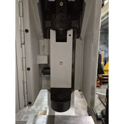 Gechter HKPl 56 KN Kniehebelpresse / Presse luftunterstützung