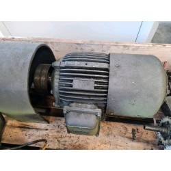 Hauptspindelmotor für eine Fräsmaschine MAHO MH800E