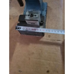 Kniehebelpresse / Handhebelpresse